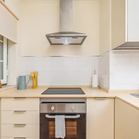 Frida Alfama Bohemian Style In Heart Of The Apartment